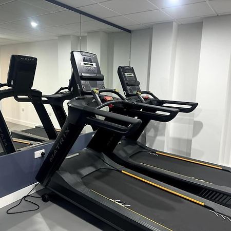 Luxury Oaks Suite, Free Private Parking, 2 Bed 2 Bathroom Apartment, Central Solihull Birmingham Exteriér fotografie